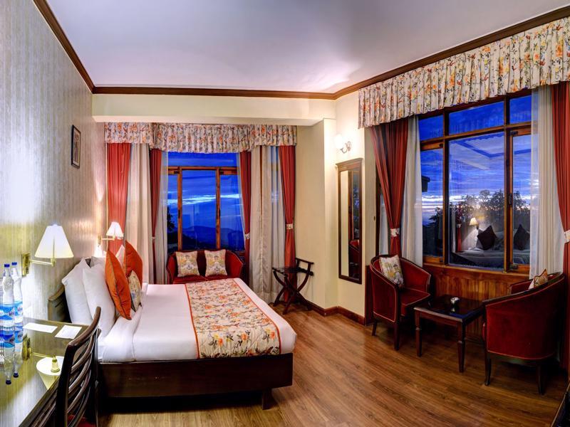 Summit Le Royale Hotel, Shimla Exterior photo